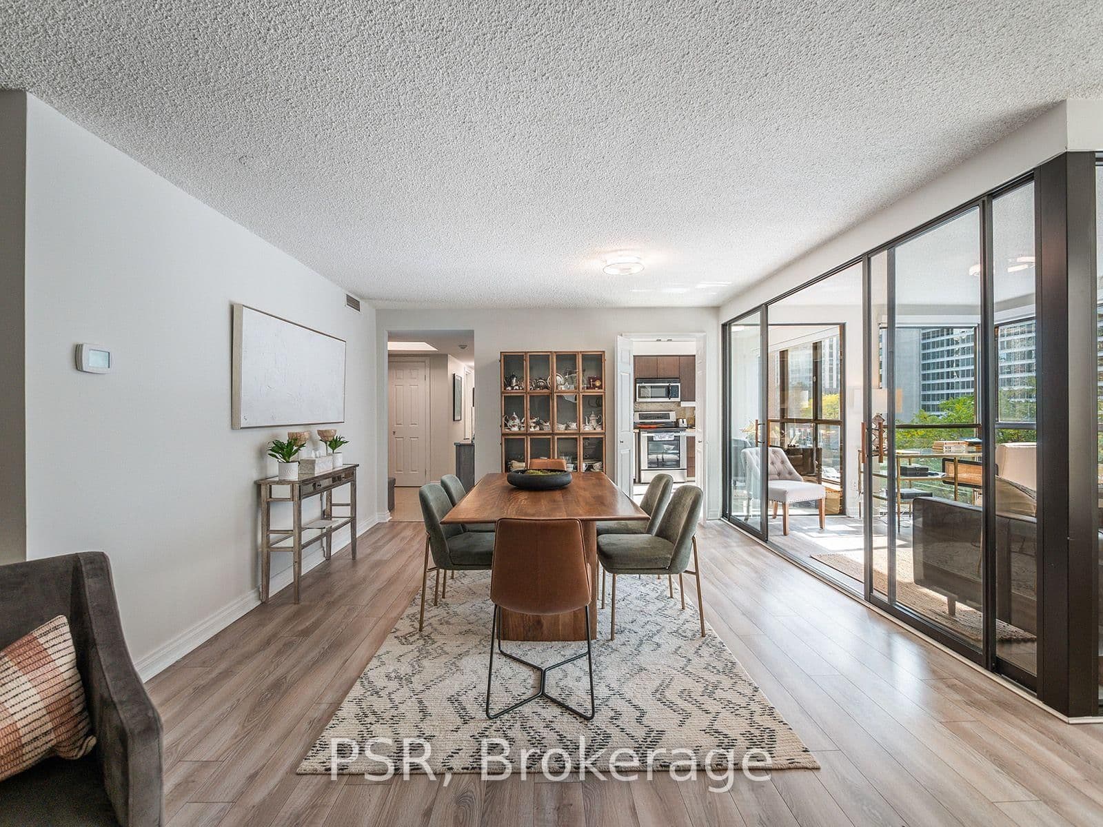 164 Cumberland Street, Unit 602 thumbnail 8