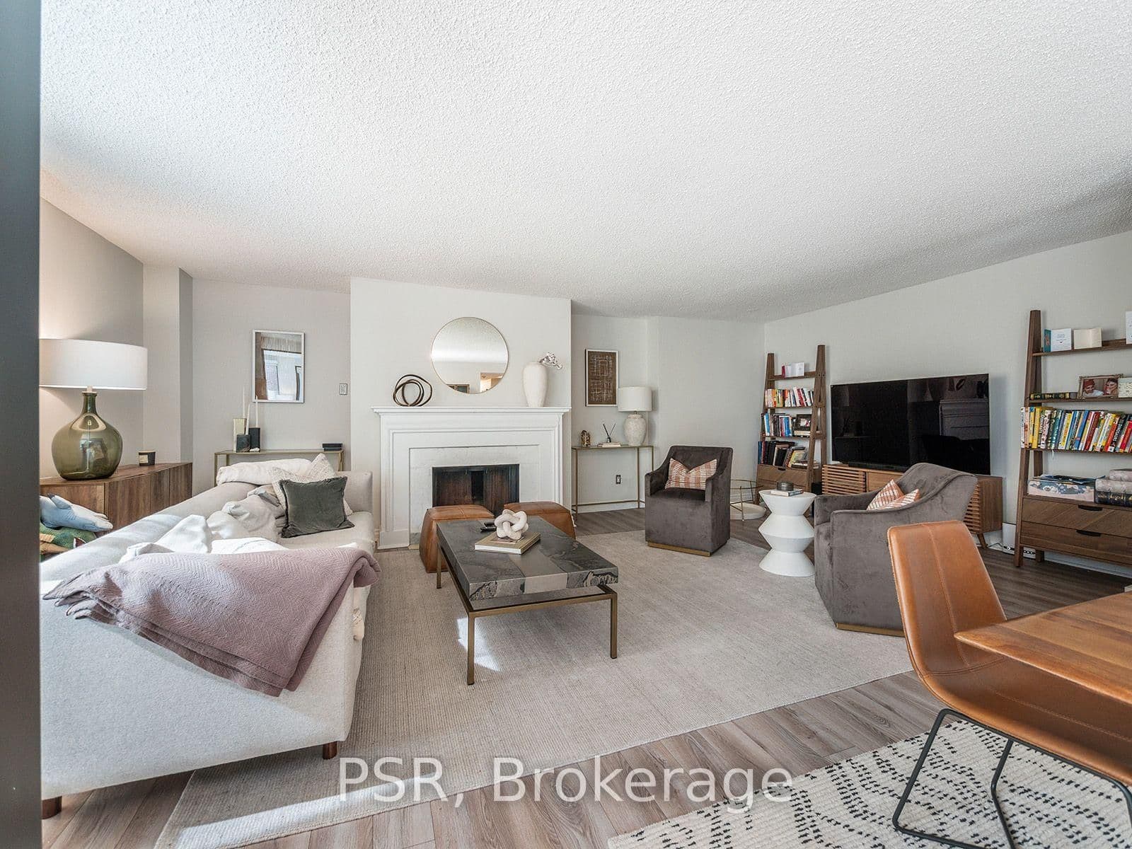 164 Cumberland Street, Unit 602 thumbnail 9
