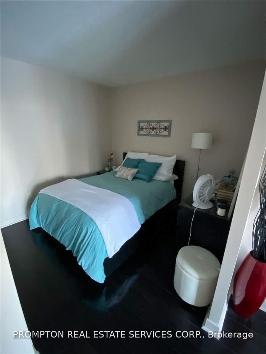 11 Brunel Court, Unit 1605 thumbnail 4