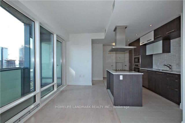 8 The Esplanade, Unit 1811 thumbnail 4