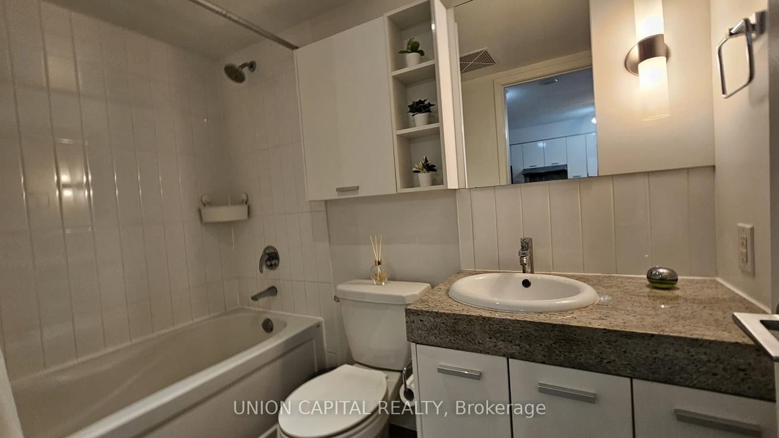 19 Singer Court, Unit 1011 thumbnail 15
