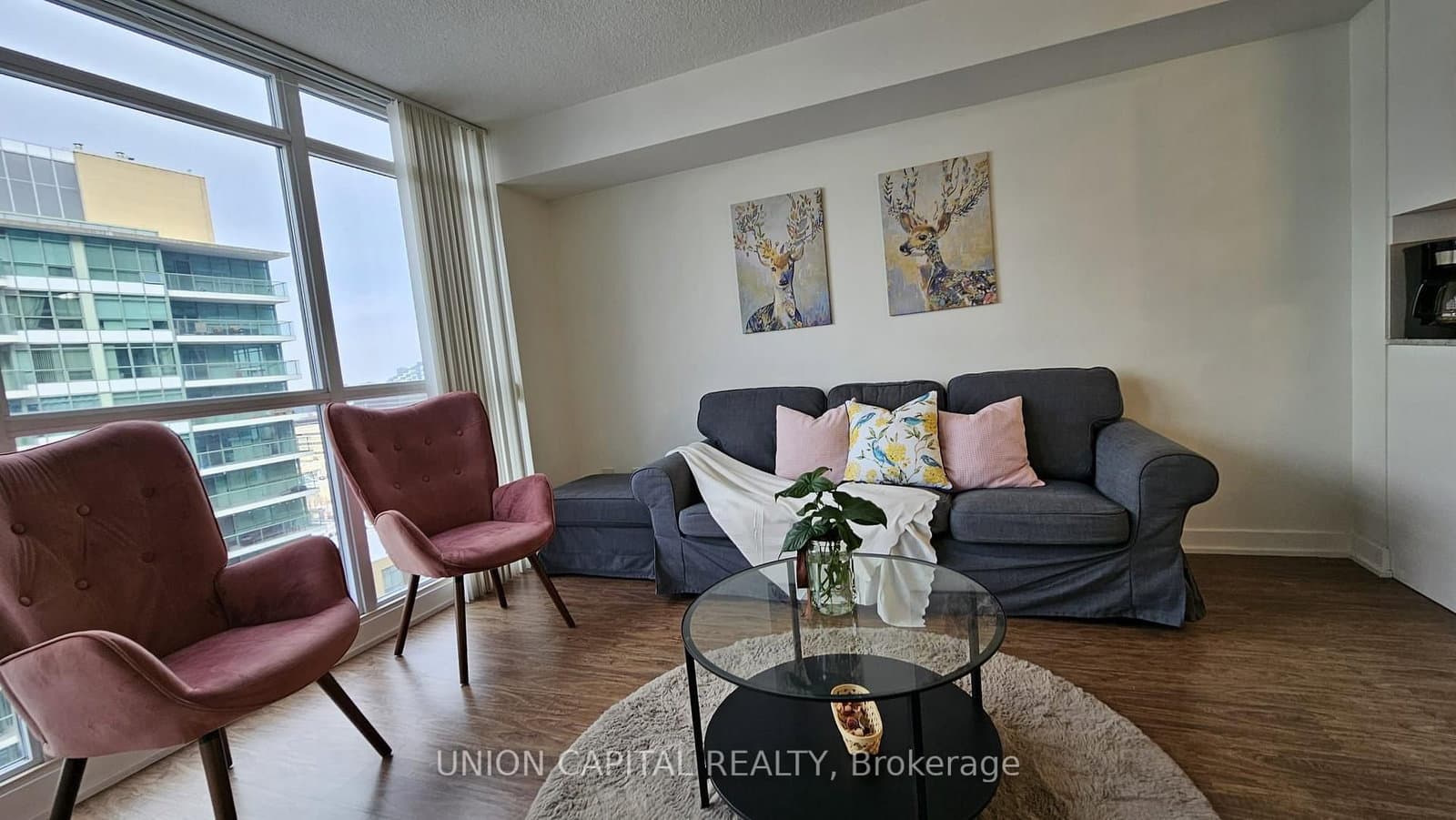 19 Singer Court, Unit 1011 thumbnail 2