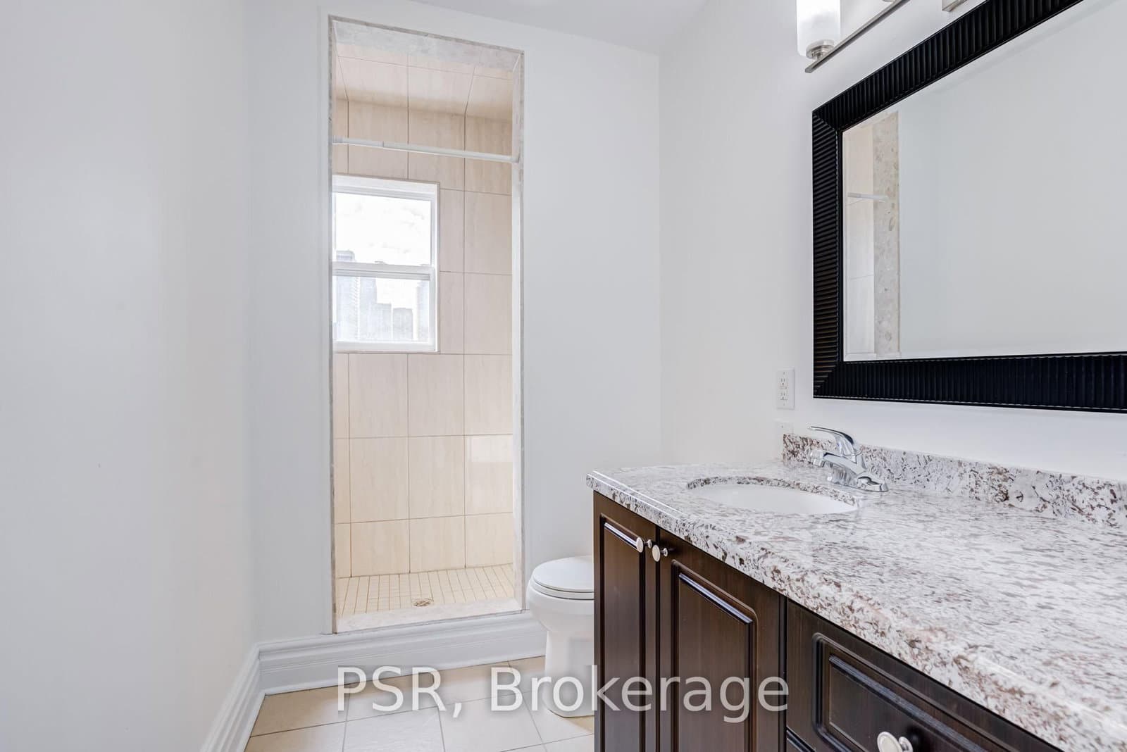 2 Craighurst Avenue, Unit 4 thumbnail 15