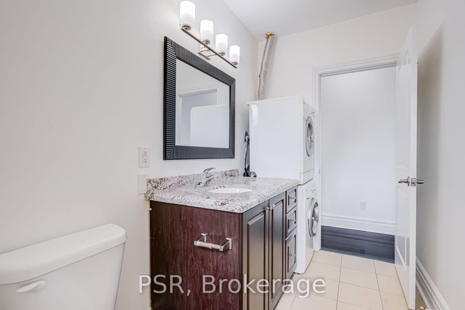 2 Craighurst Avenue, Unit 4 thumbnail 17