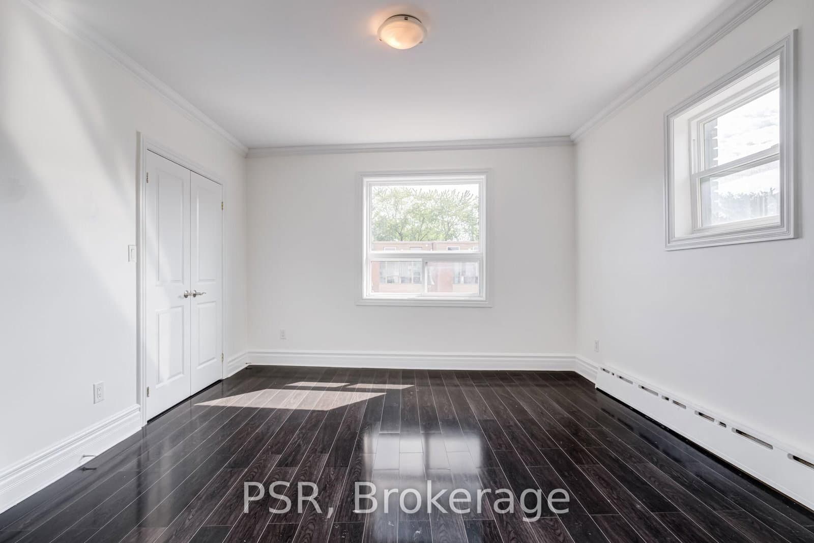 2 Craighurst Avenue, Unit 4 thumbnail 8