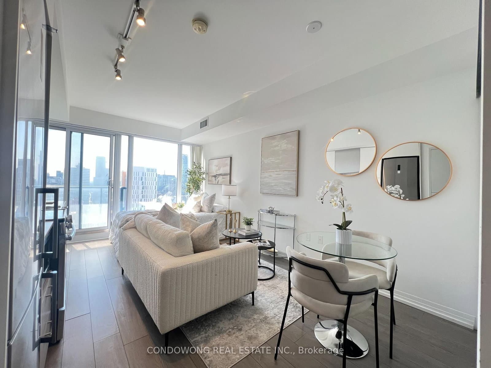 251 Jarvis Street, Unit 3007 thumbnail 3