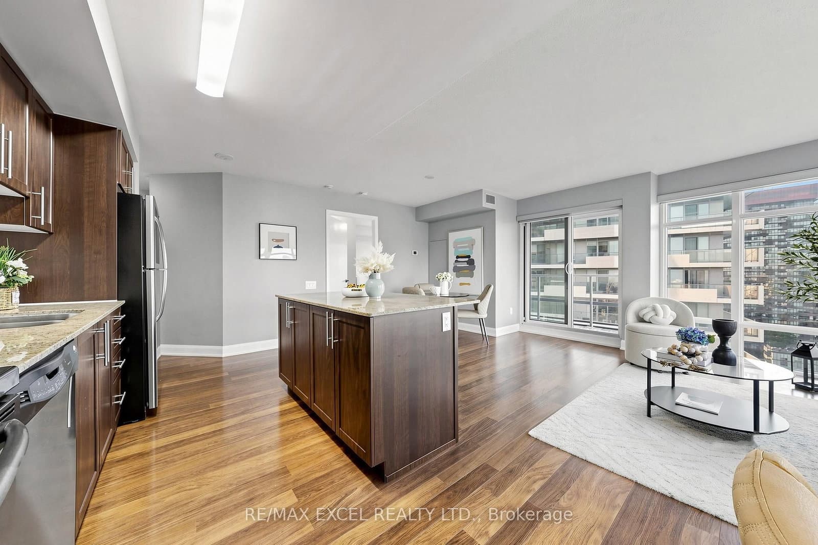 2191 Yonge Street, Unit 3111 thumbnail 12