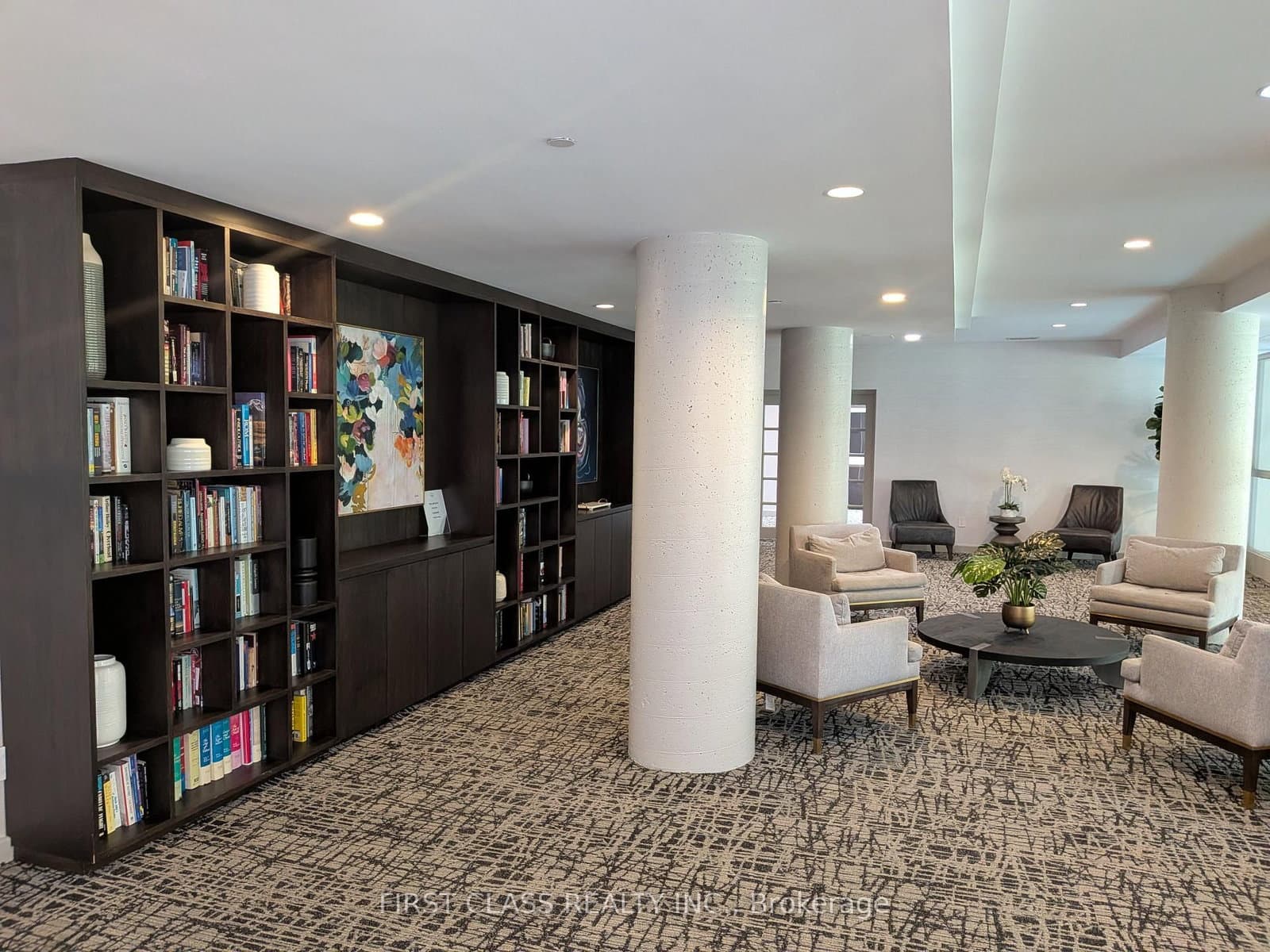 15 Maitland Place, Unit 1903 thumbnail 3