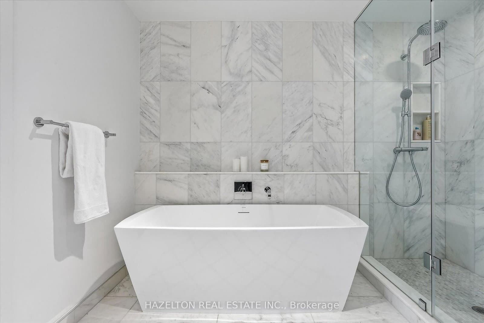 155 Merchants Wharf, Unit 304 thumbnail 25