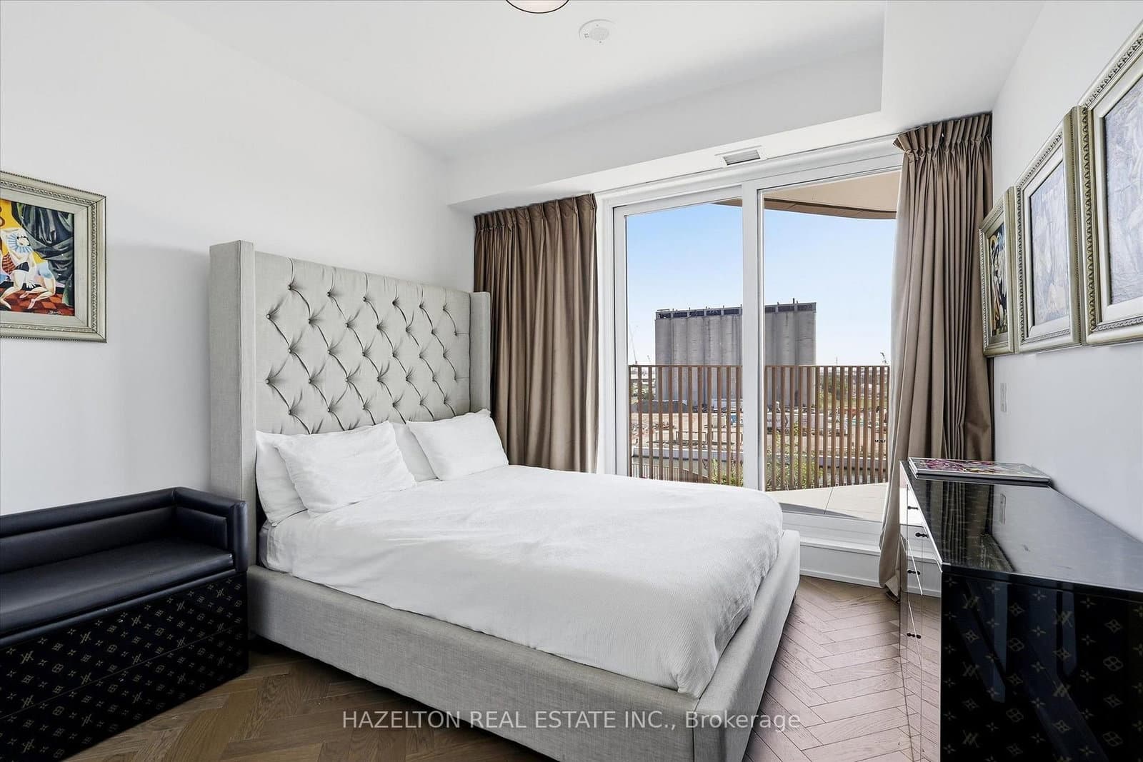 155 Merchants Wharf, Unit 304 thumbnail 27