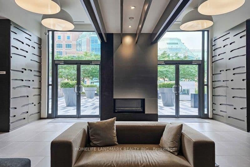 101 Charles Street E, Unit 2211 thumbnail 26