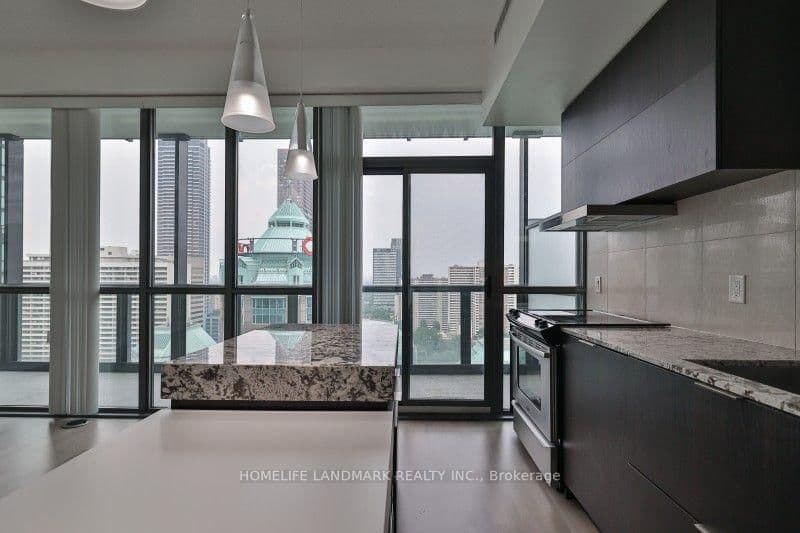 101 Charles Street E, Unit 2211 thumbnail 5