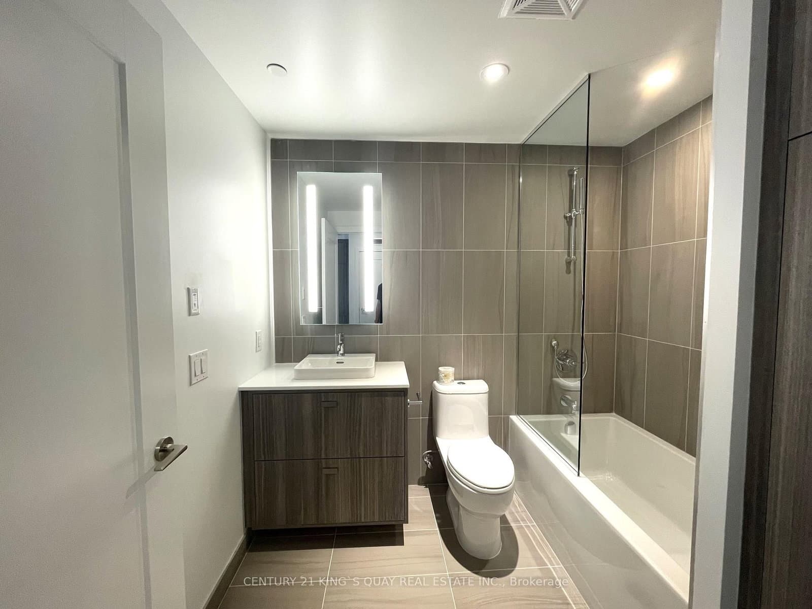 480 Front Street W, Unit 1210 thumbnail 10