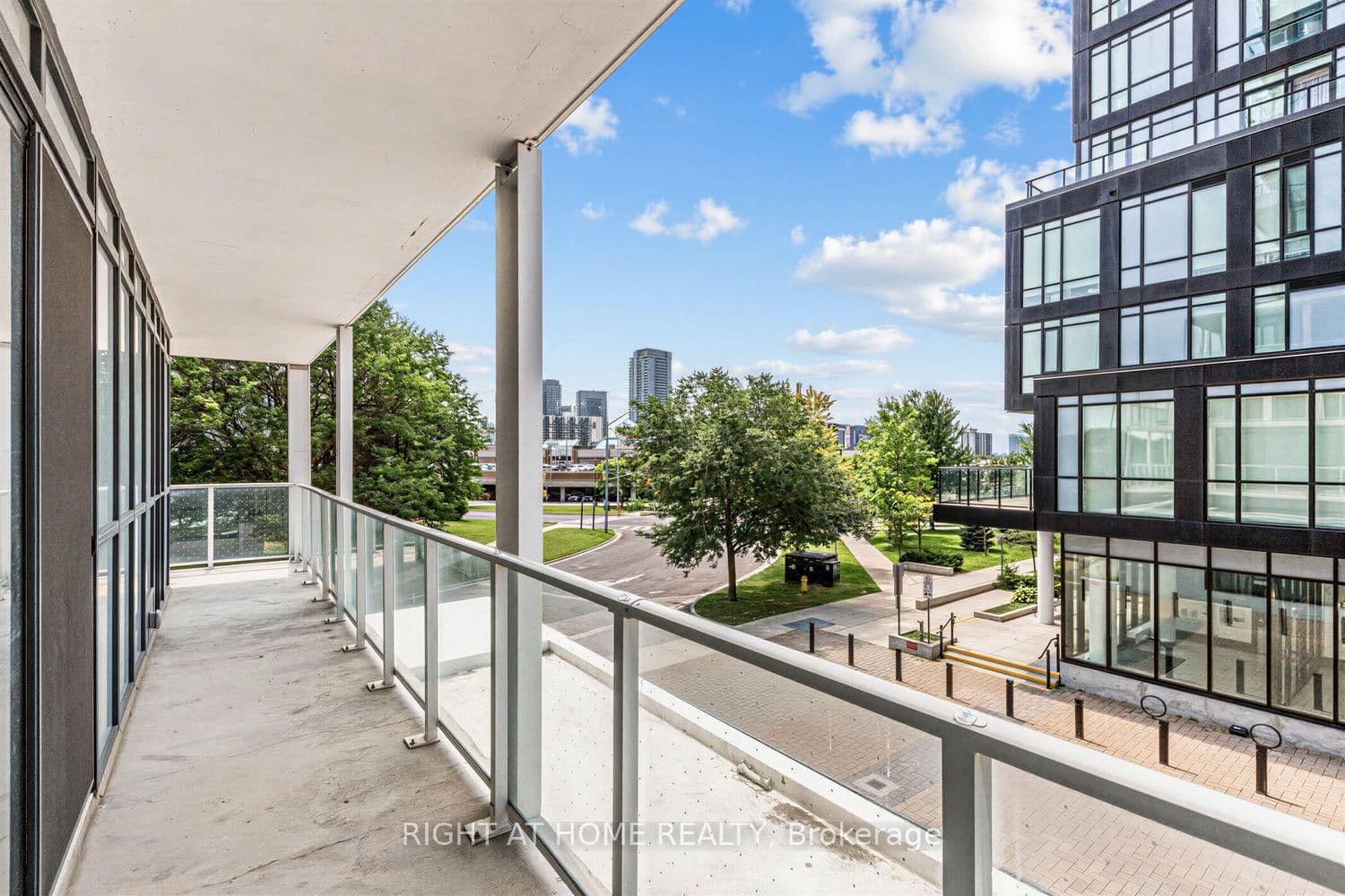 180 Fairview Mall Drive, Unit 202 thumbnail 24