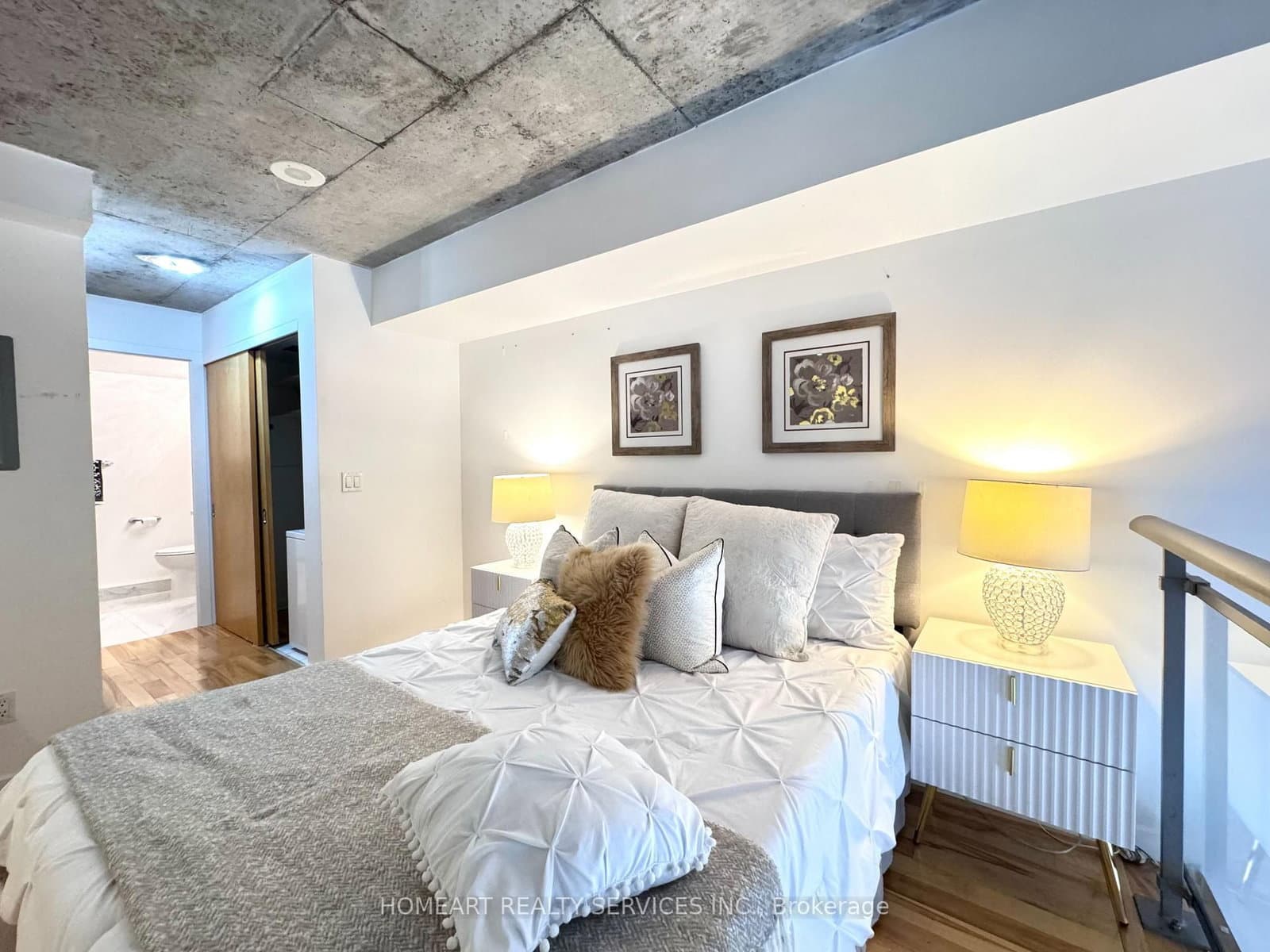 255 Richmond Street E, Unit 404 thumbnail 12