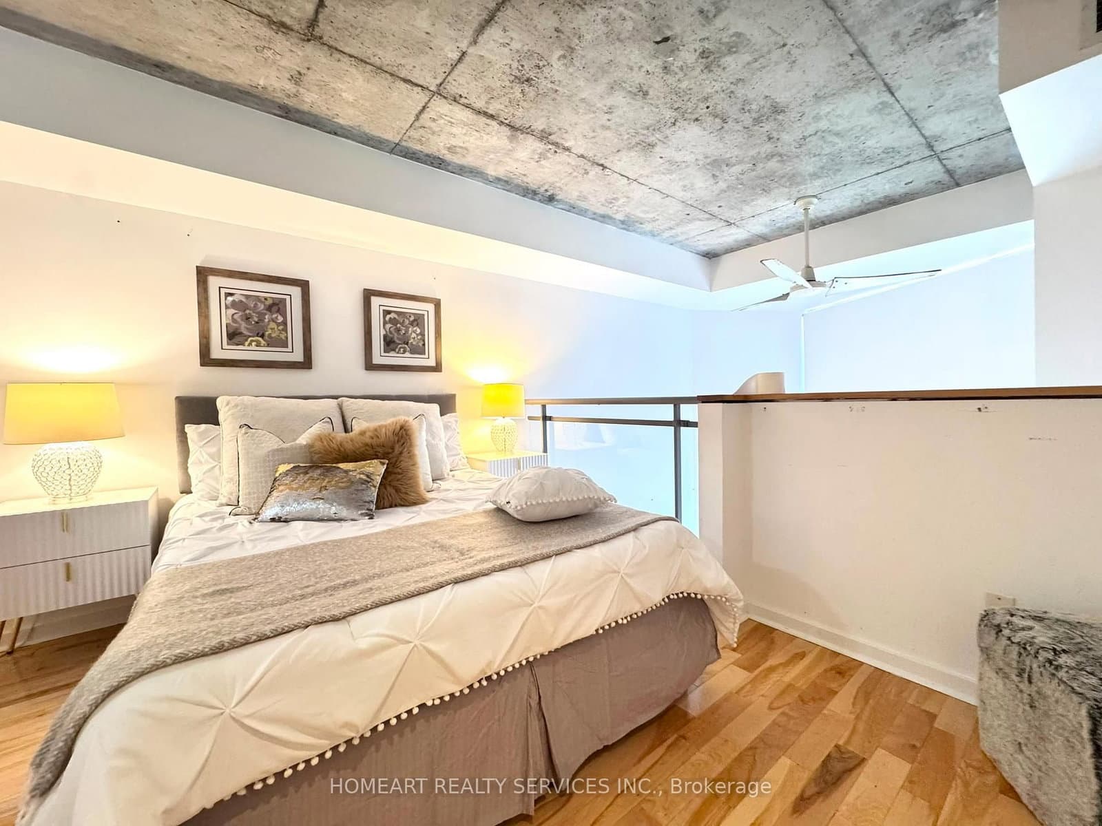 255 Richmond Street E, Unit 404 thumbnail 14