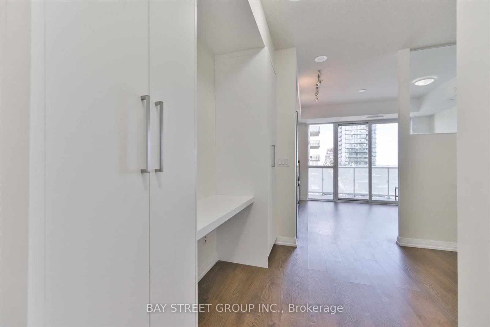 101 erskine Avenue, Unit 1106 thumbnail 10