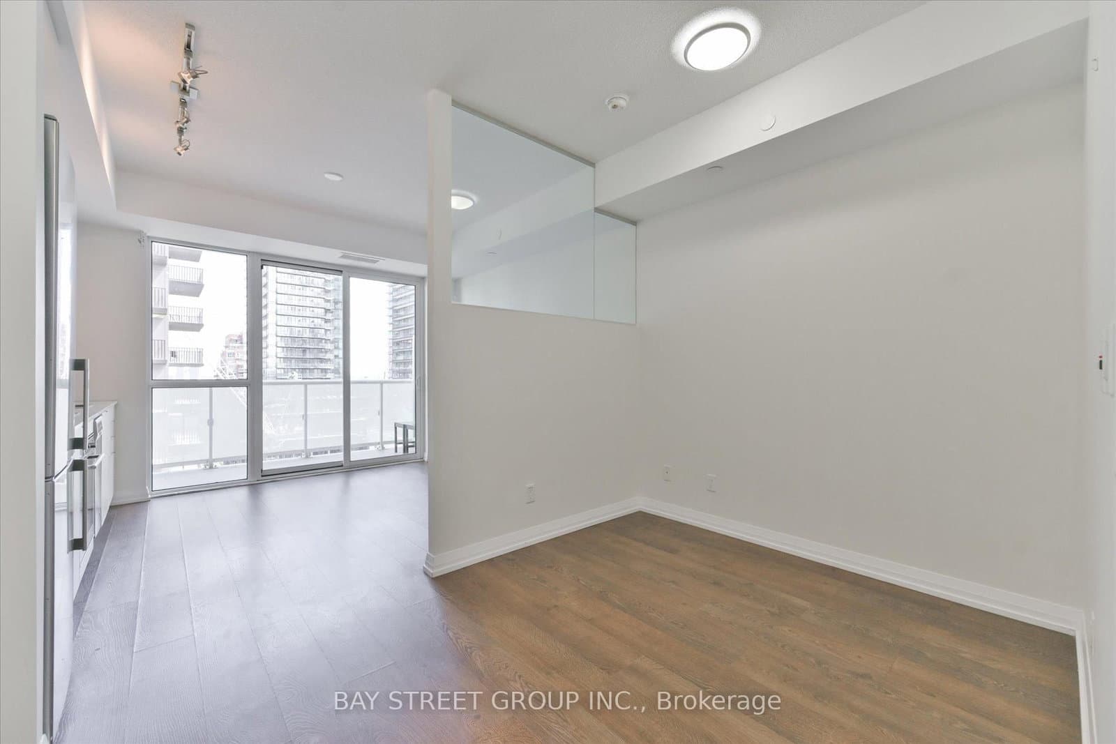 101 erskine Avenue, Unit 1106 thumbnail 12