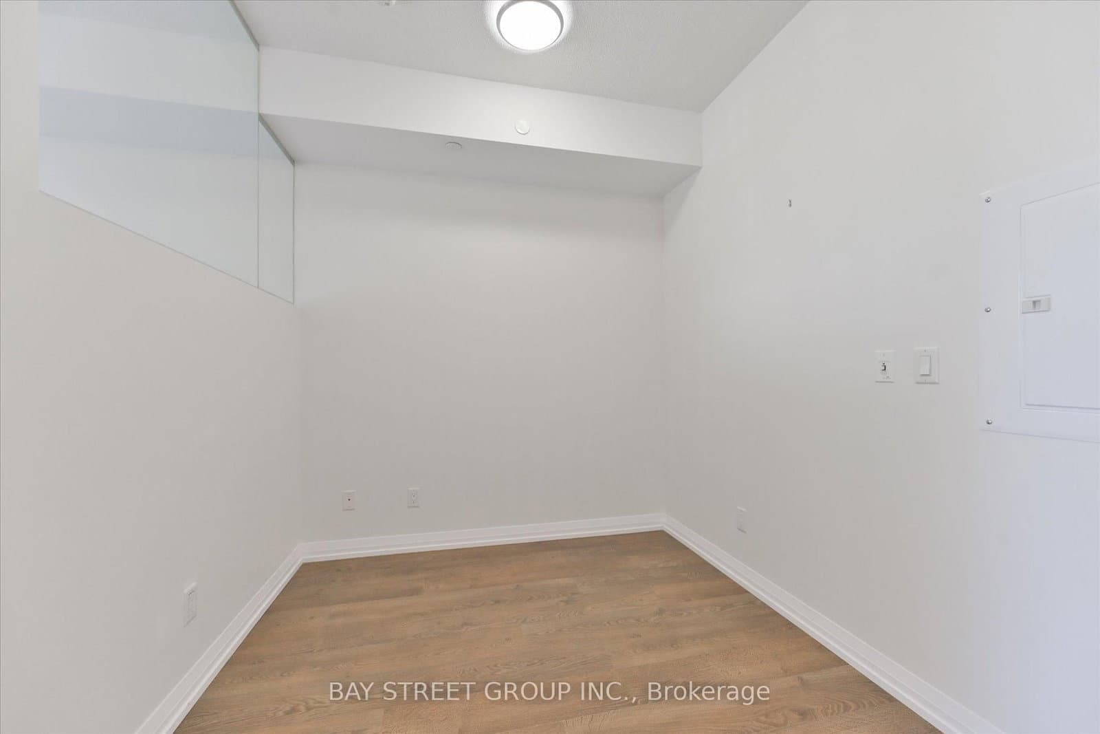 101 erskine Avenue, Unit 1106 thumbnail 14