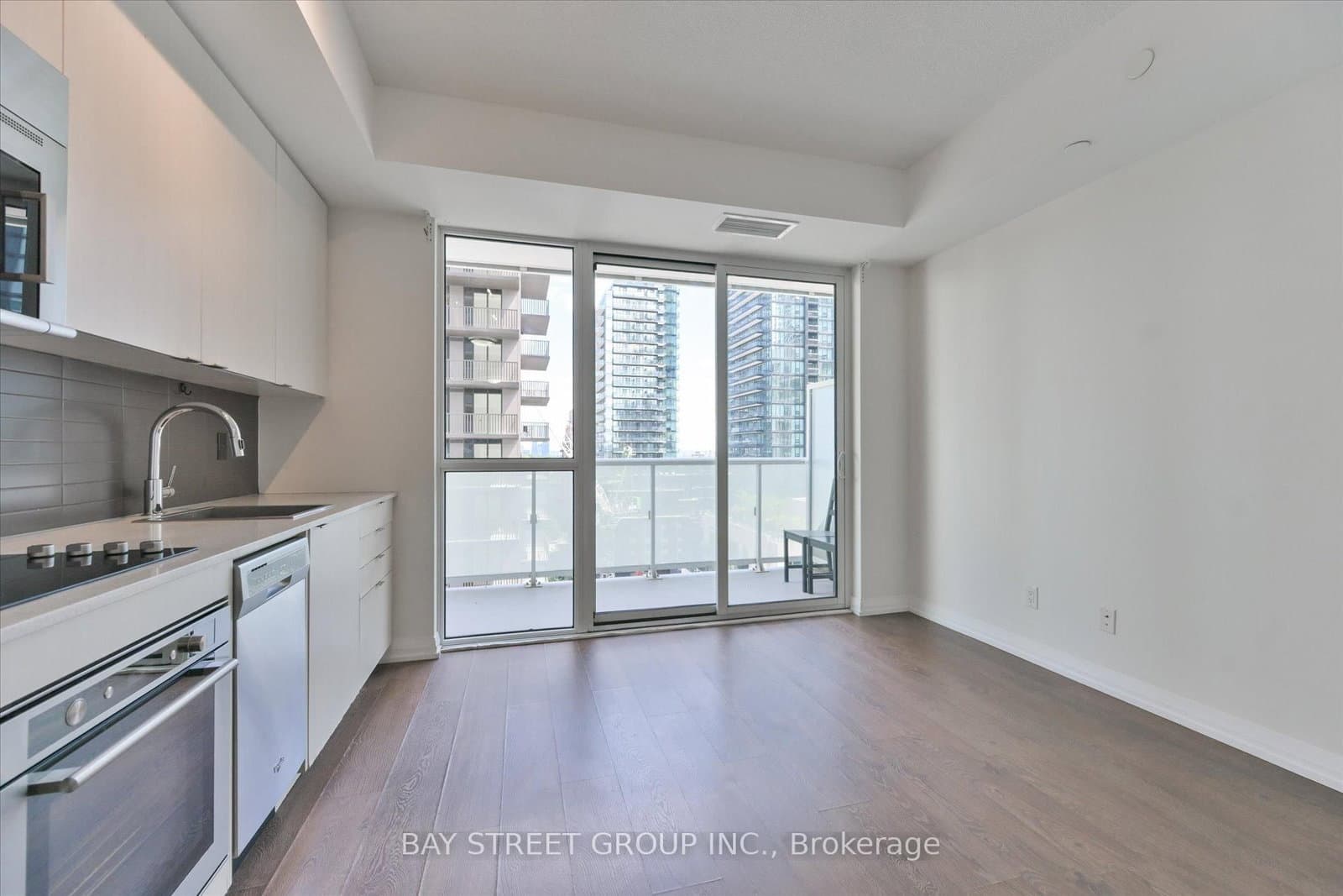 101 erskine Avenue, Unit 1106 thumbnail 18