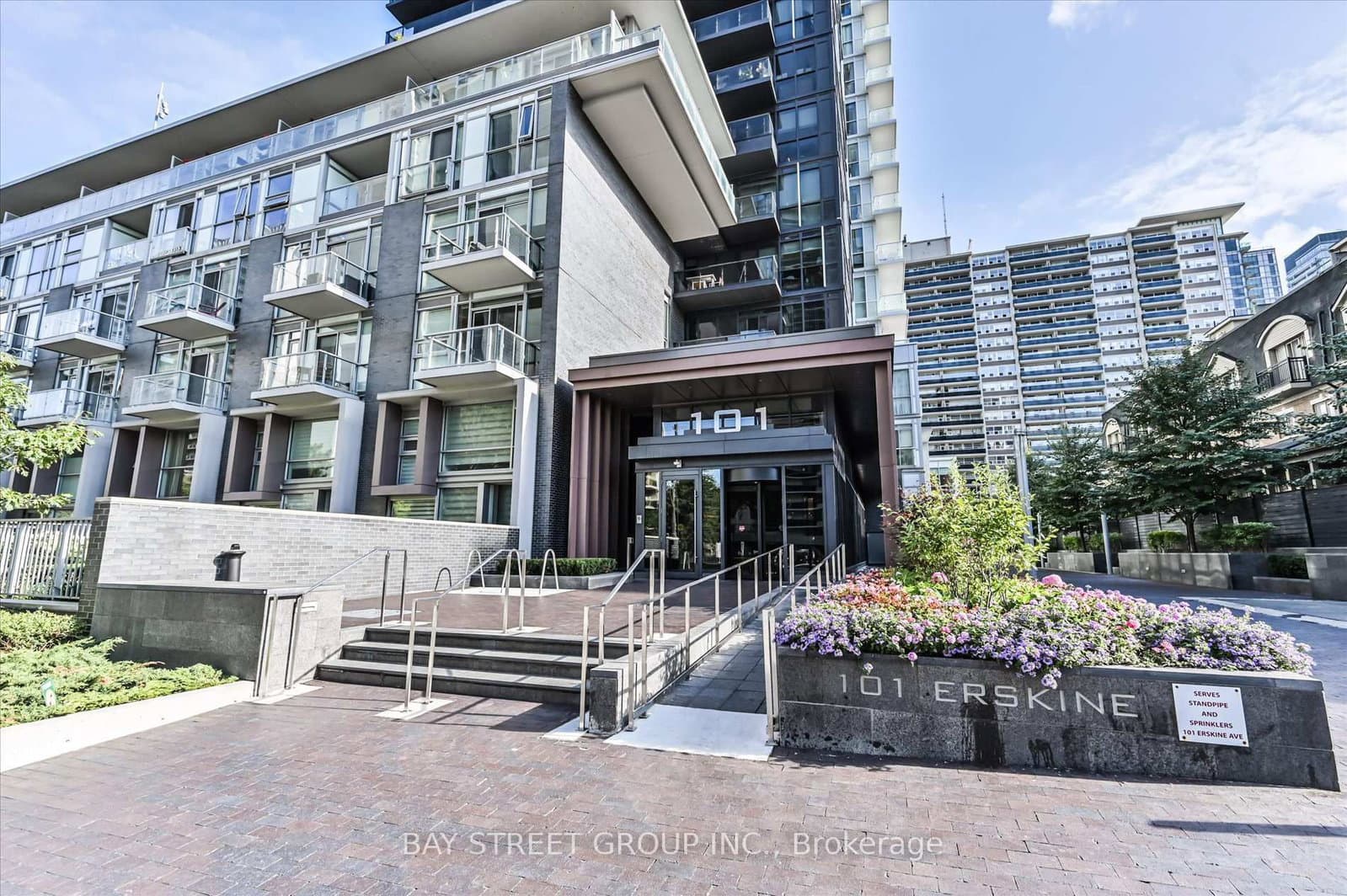 101 erskine Avenue, Unit 1106 thumbnail 4