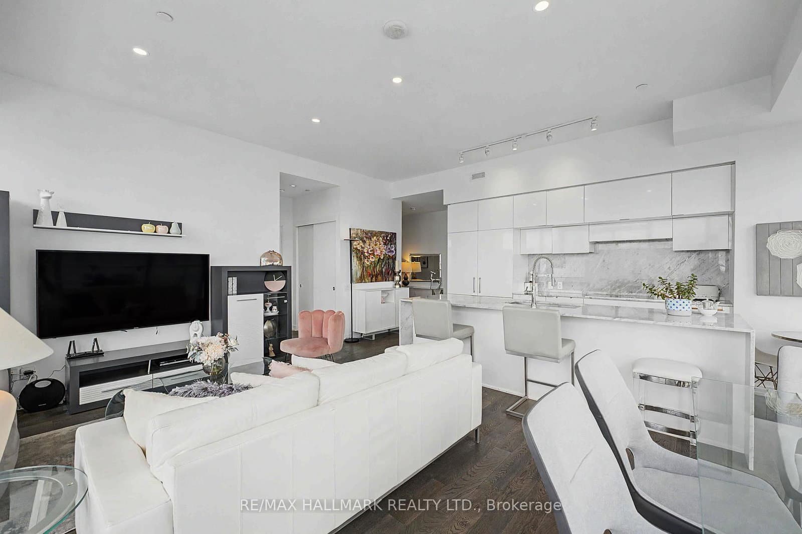 185 Roehampton Avenue, Unit PH2 thumbnail 10
