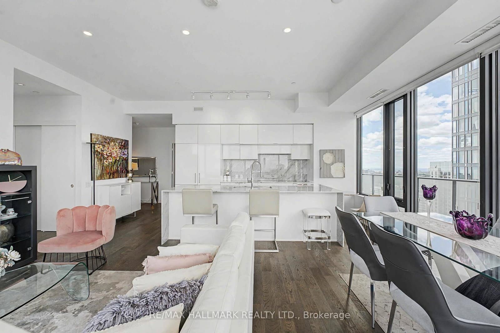 185 Roehampton Avenue, Unit PH2 thumbnail 21