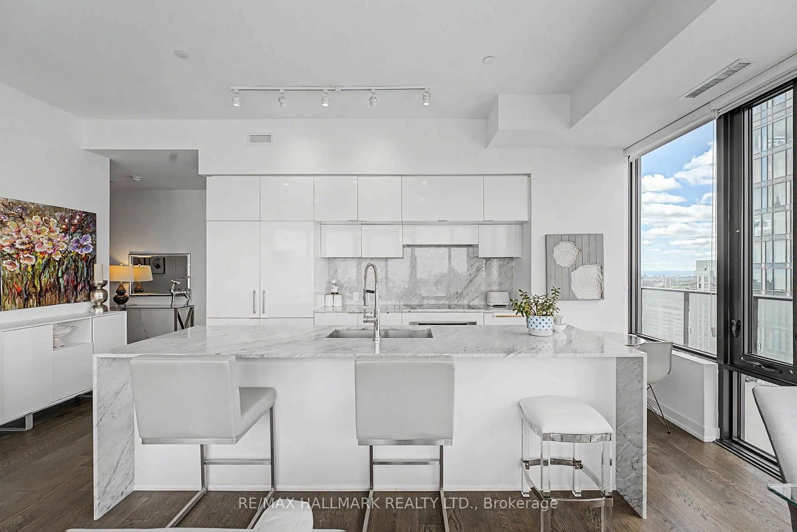 185 Roehampton Avenue, Unit PH2 thumbnail 23