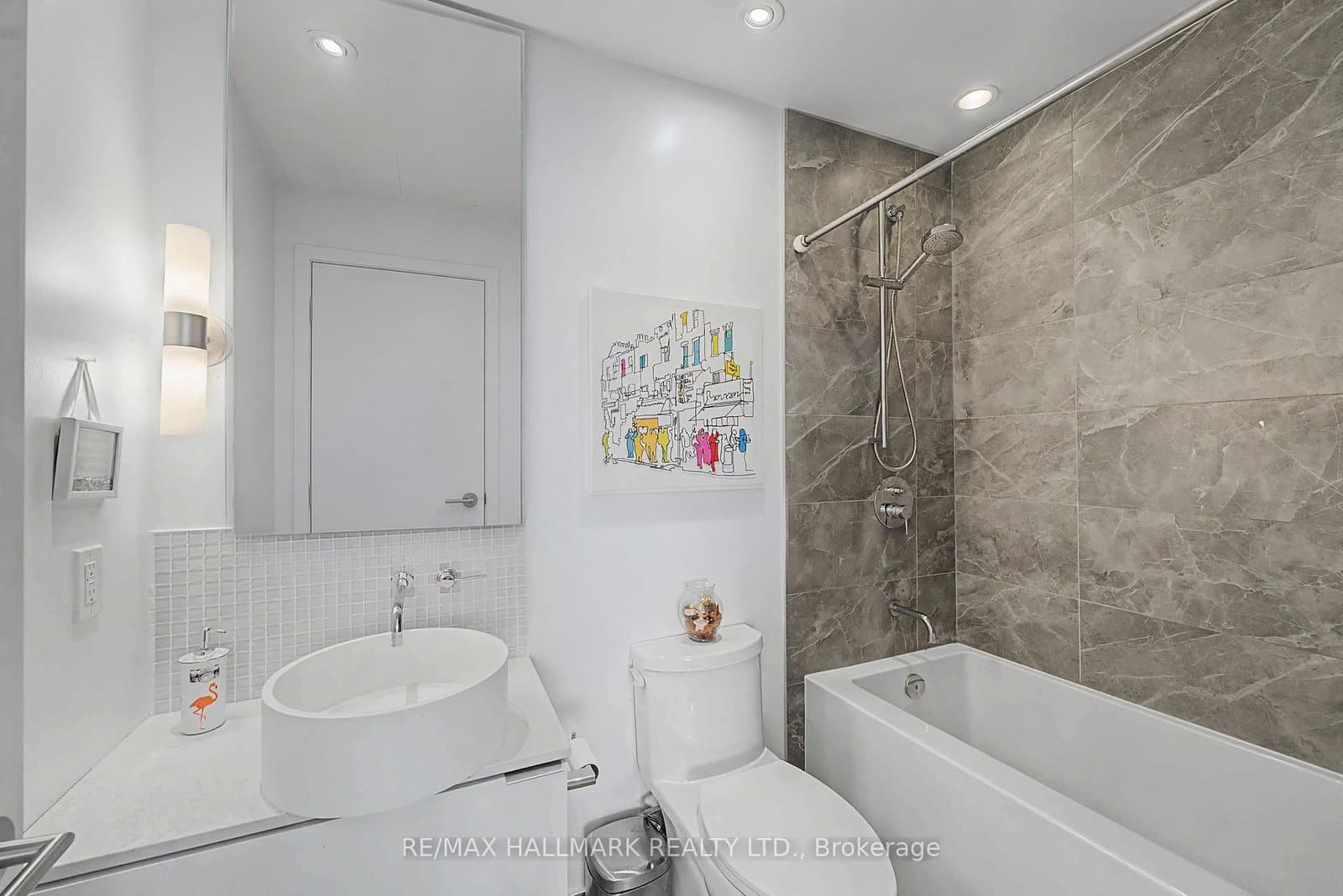 185 Roehampton Avenue, Unit PH2 thumbnail 24