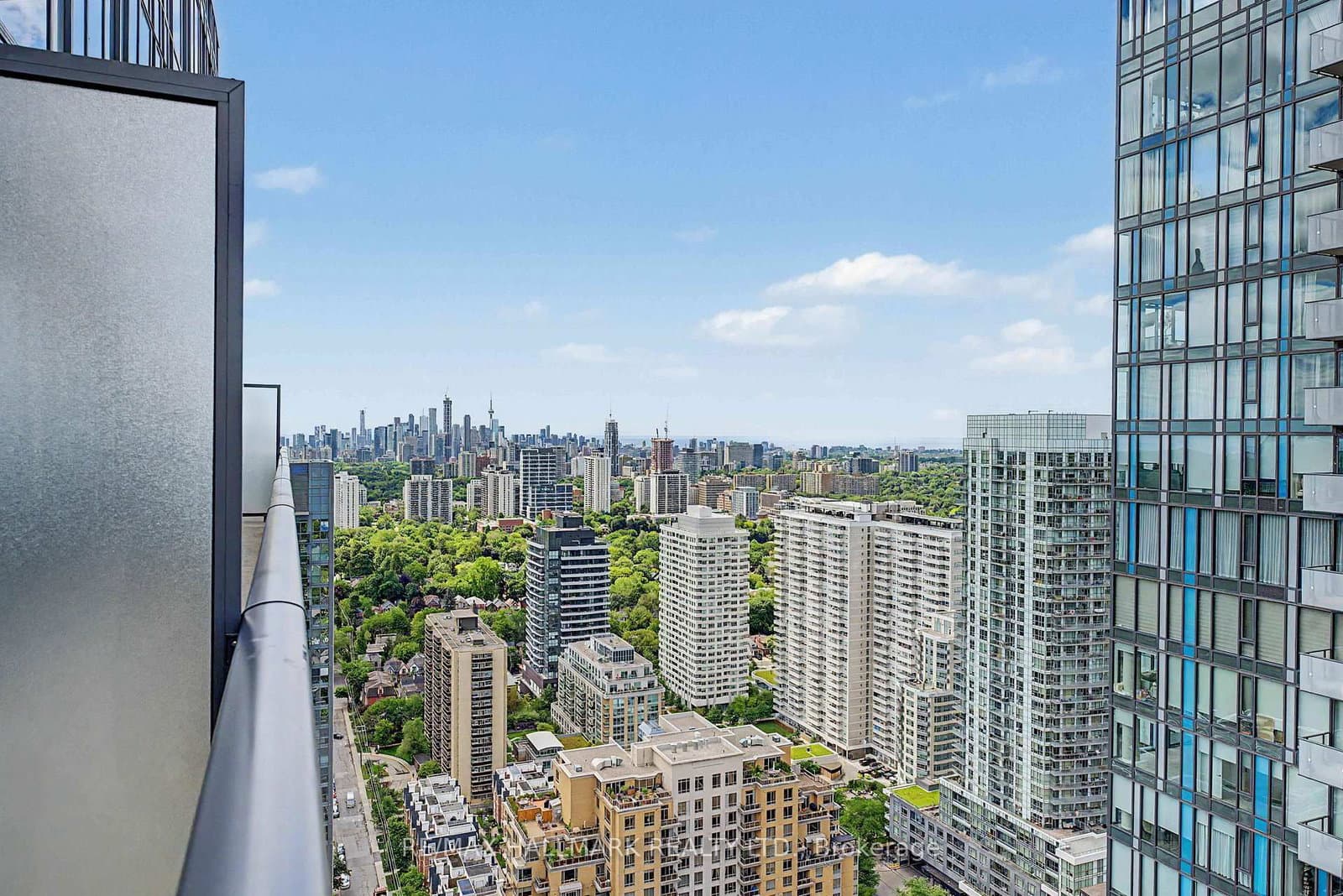 185 Roehampton Avenue, Unit PH2 thumbnail 27