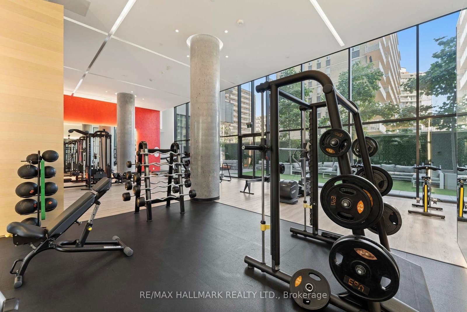 185 Roehampton Avenue, Unit PH2 thumbnail 33