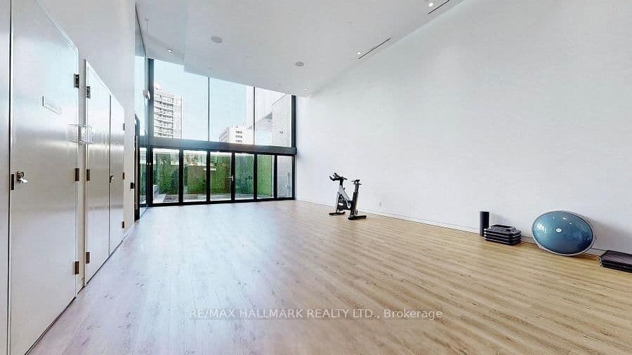 185 Roehampton Avenue, Unit PH2 thumbnail 38