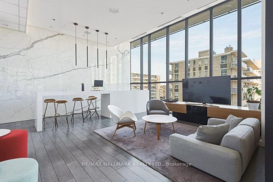 185 Roehampton Avenue, Unit PH2 thumbnail 41