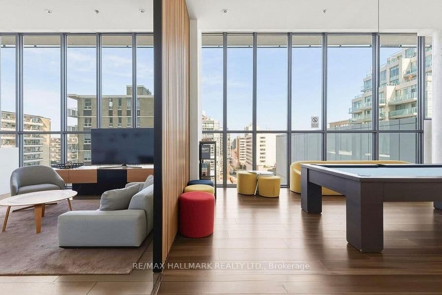 185 Roehampton Avenue, Unit PH2 thumbnail 42