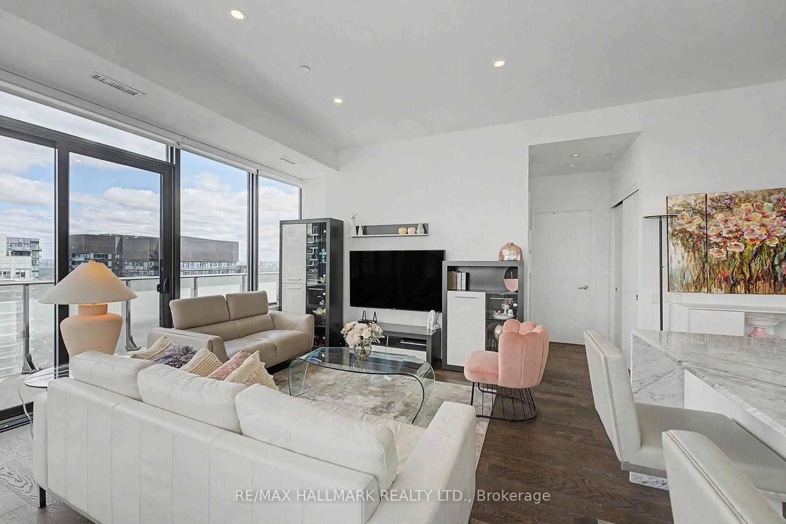 185 Roehampton Avenue, Unit PH2 thumbnail 9