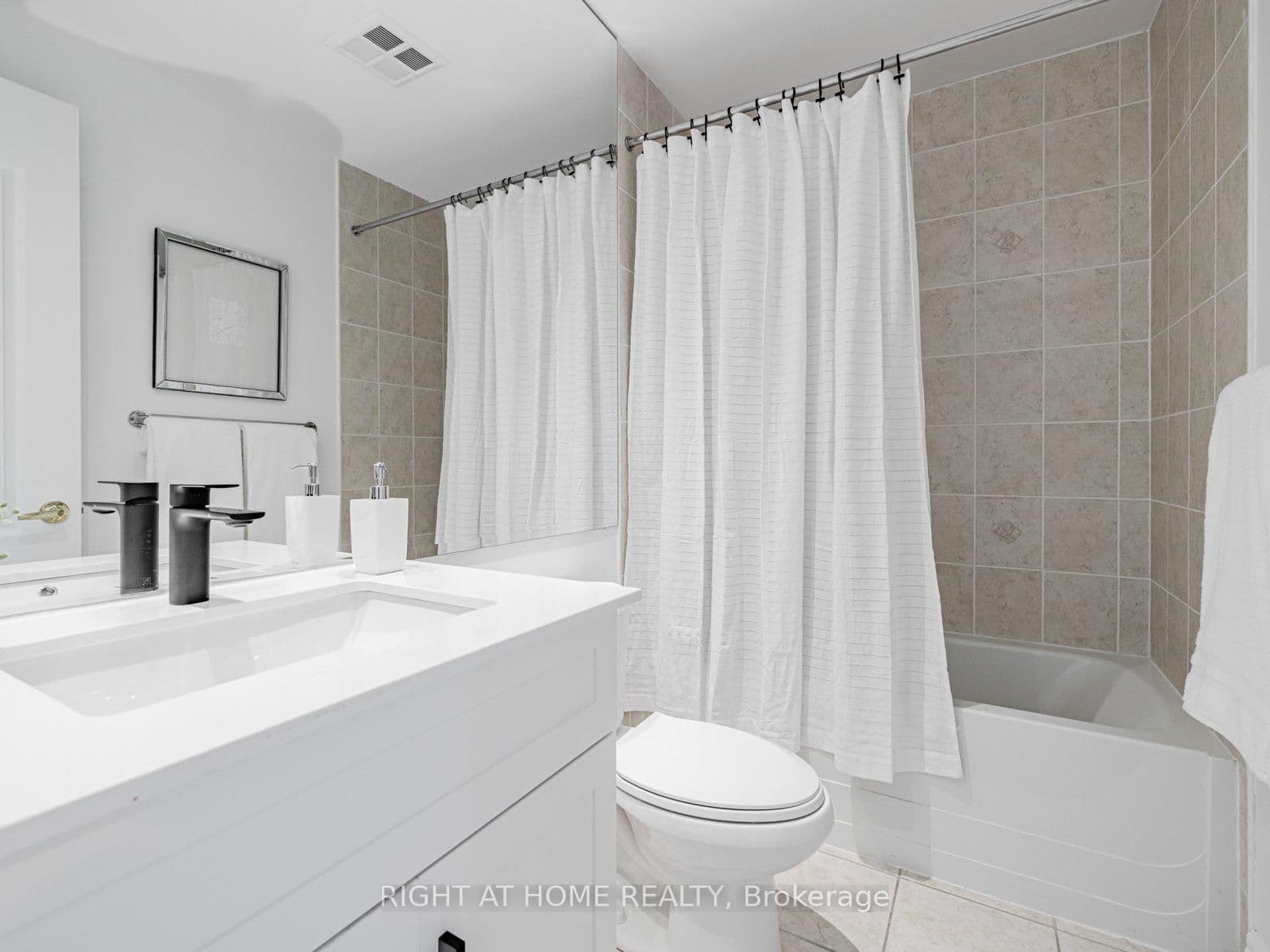 1 Clairtrell Road, Unit RG1 thumbnail 19