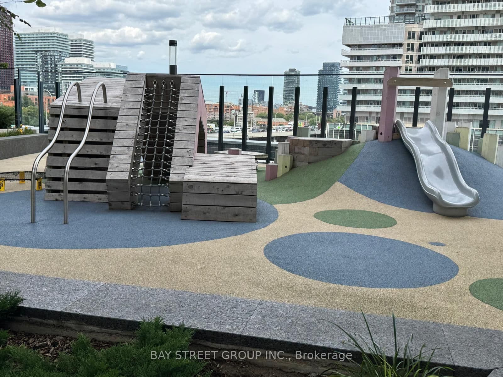 138 Downes Street, Unit 4302 thumbnail 21