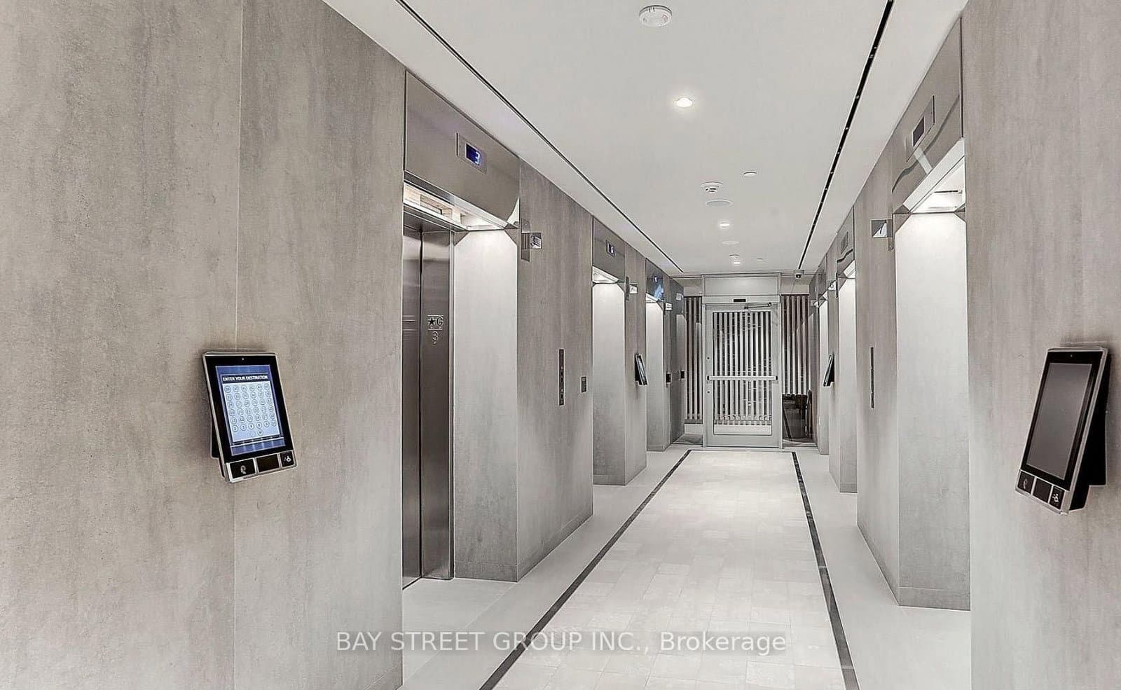 138 Downes Street, Unit 4302 thumbnail 24