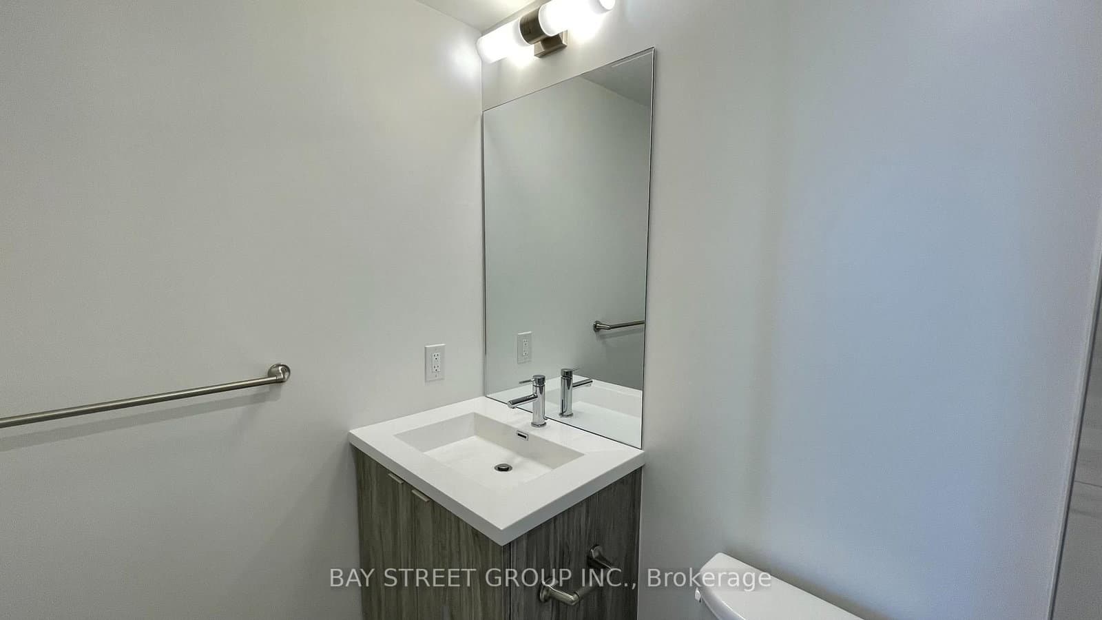 138 Downes Street, Unit 4302 thumbnail 32