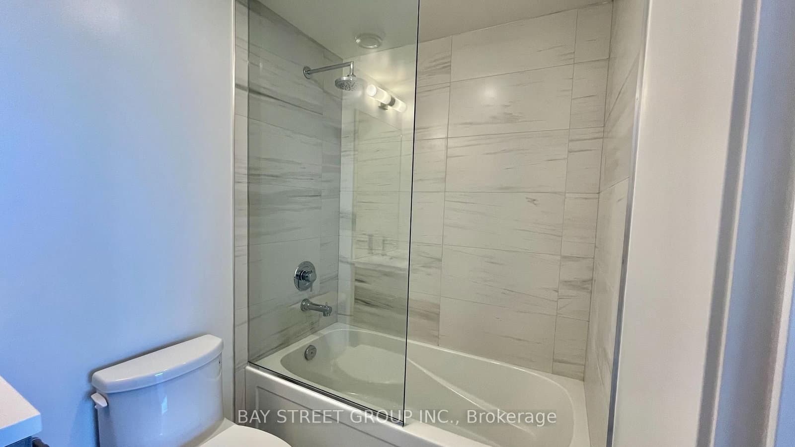 138 Downes Street, Unit 4302 thumbnail 33