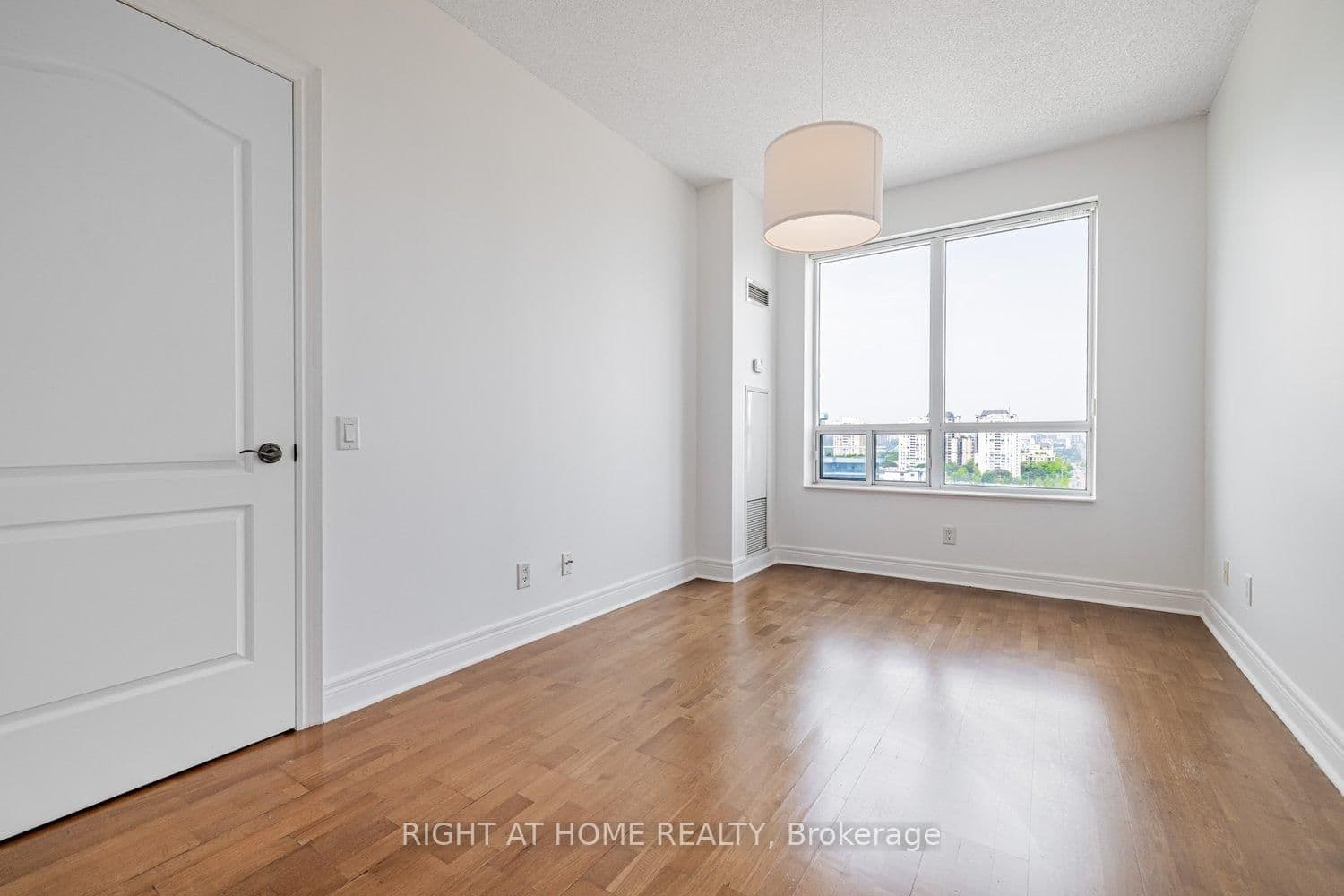 1 Clairtrell Road, Unit RG1 thumbnail 14