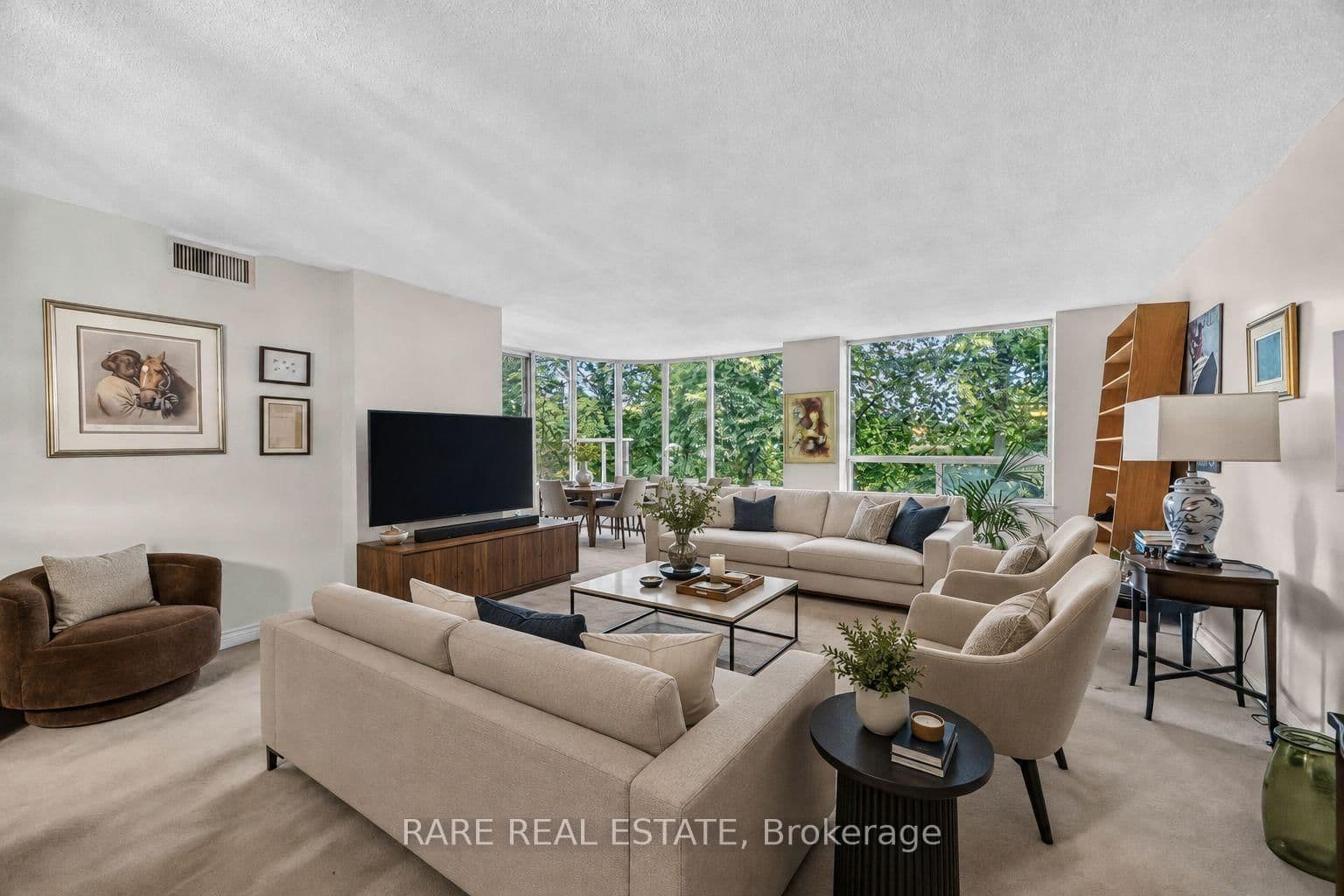 1177 Yonge Street, Unit 412 - Image 1