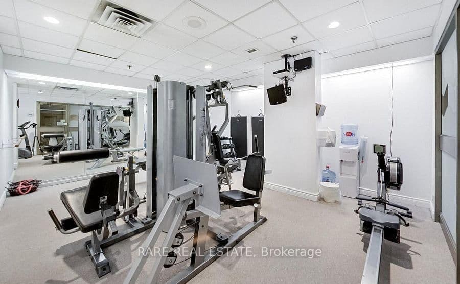 1177 Yonge Street, Unit 412 thumbnail 8
