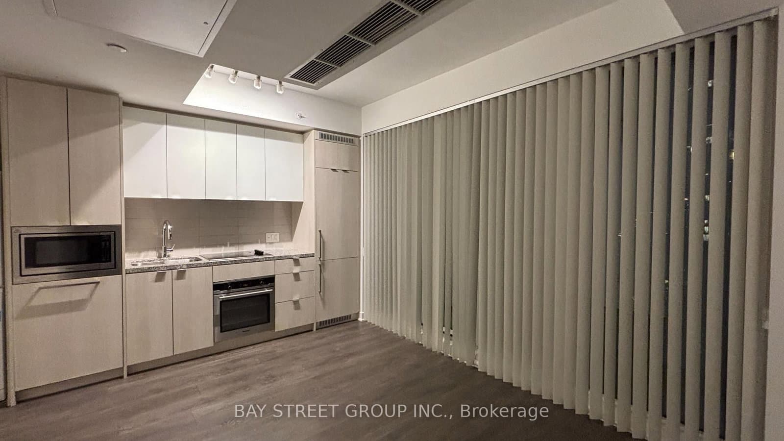 115 Blue Jays Way, Unit 2208 thumbnail 13