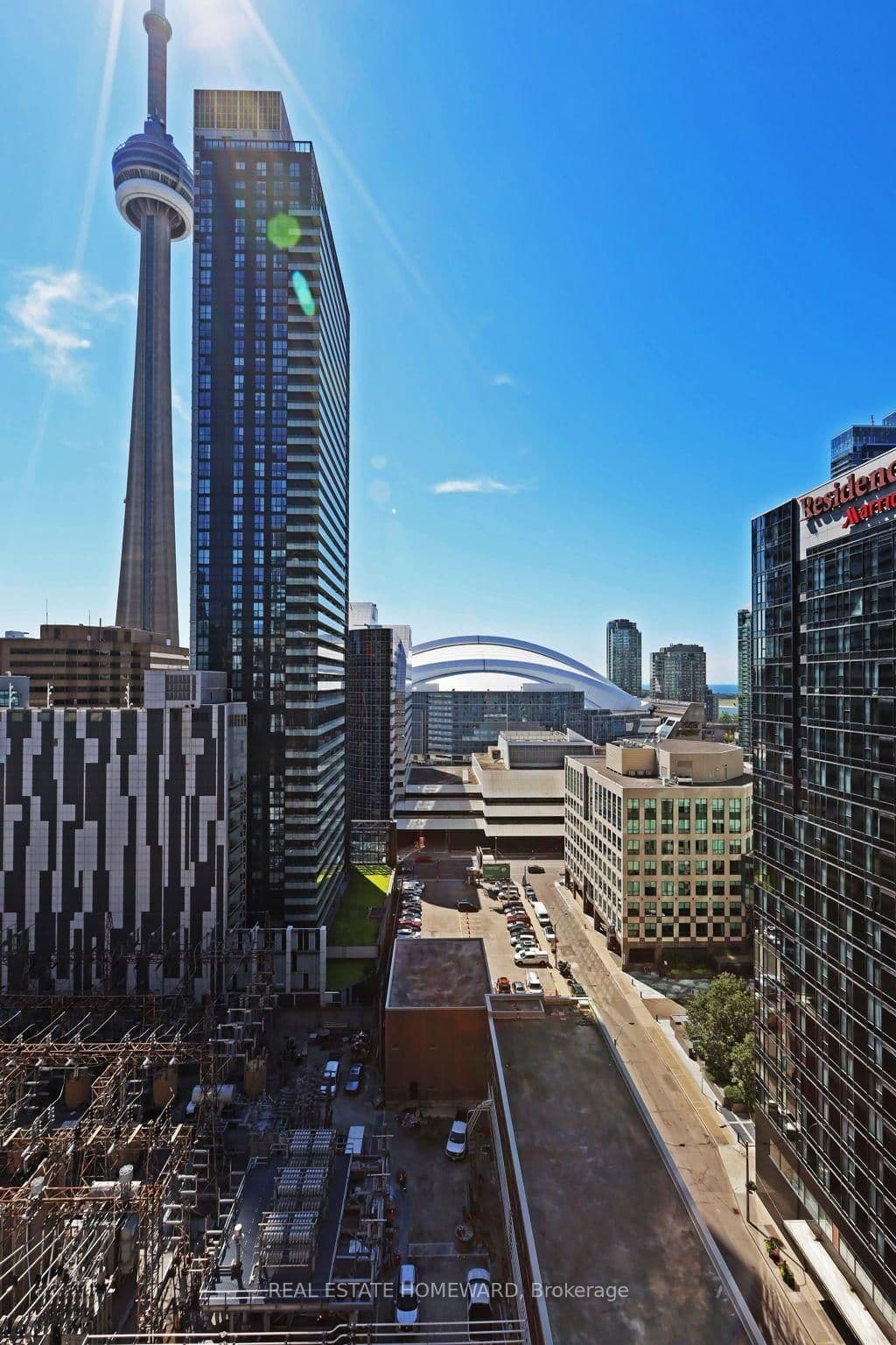 250 Wellington Street W, Unit PH31 thumbnail 20