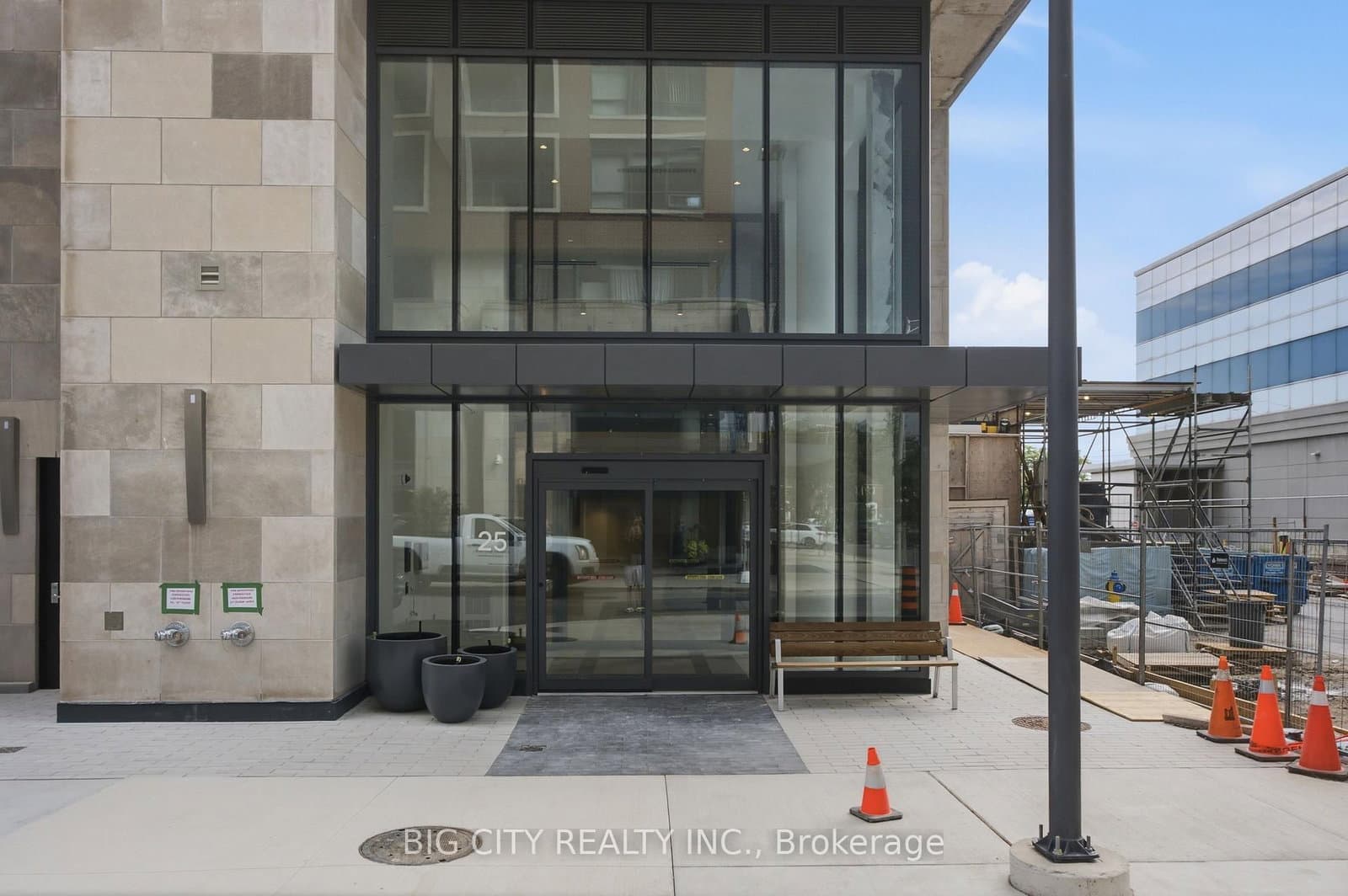 25 Frederick Todd Way, Unit 610 thumbnail 17