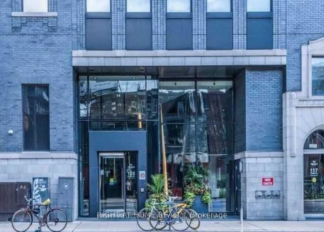 125 Peter Street, Unit 504 thumbnail 2