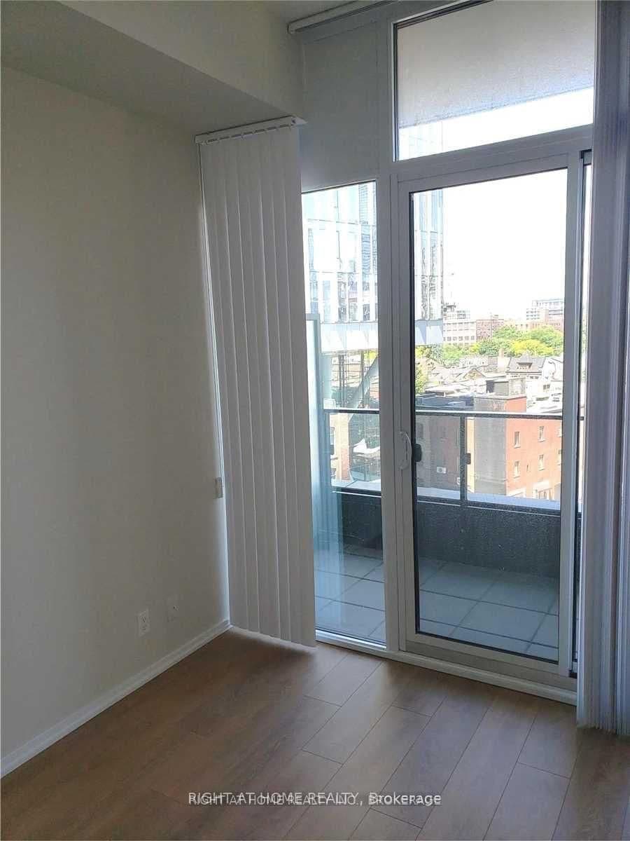 125 Peter Street, Unit 504 thumbnail 8