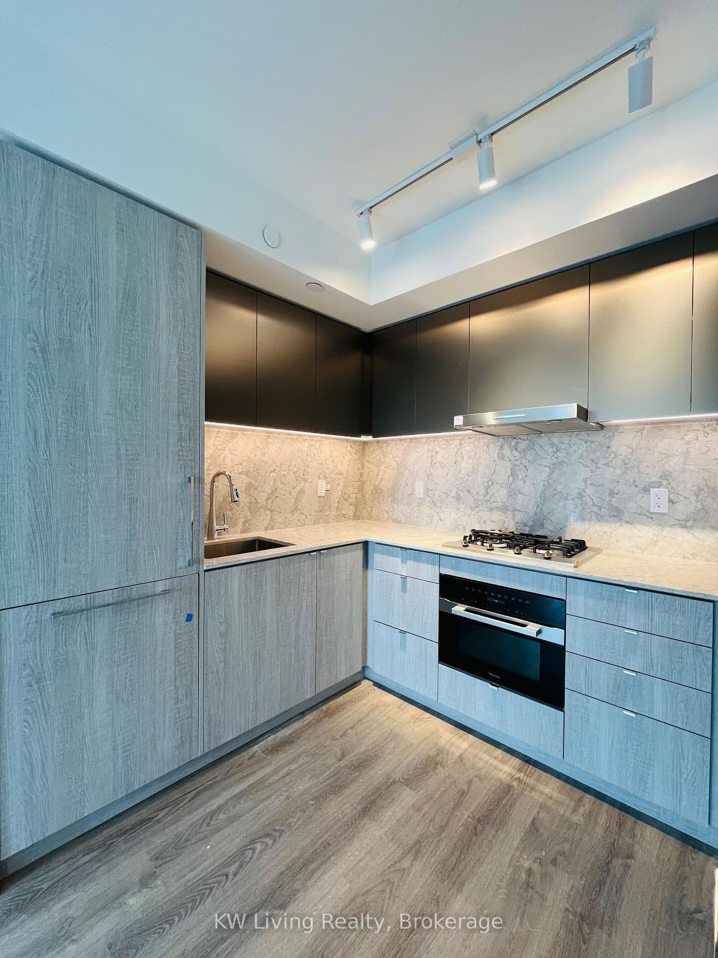 771 Yonge Street, Unit 2506 thumbnail 12