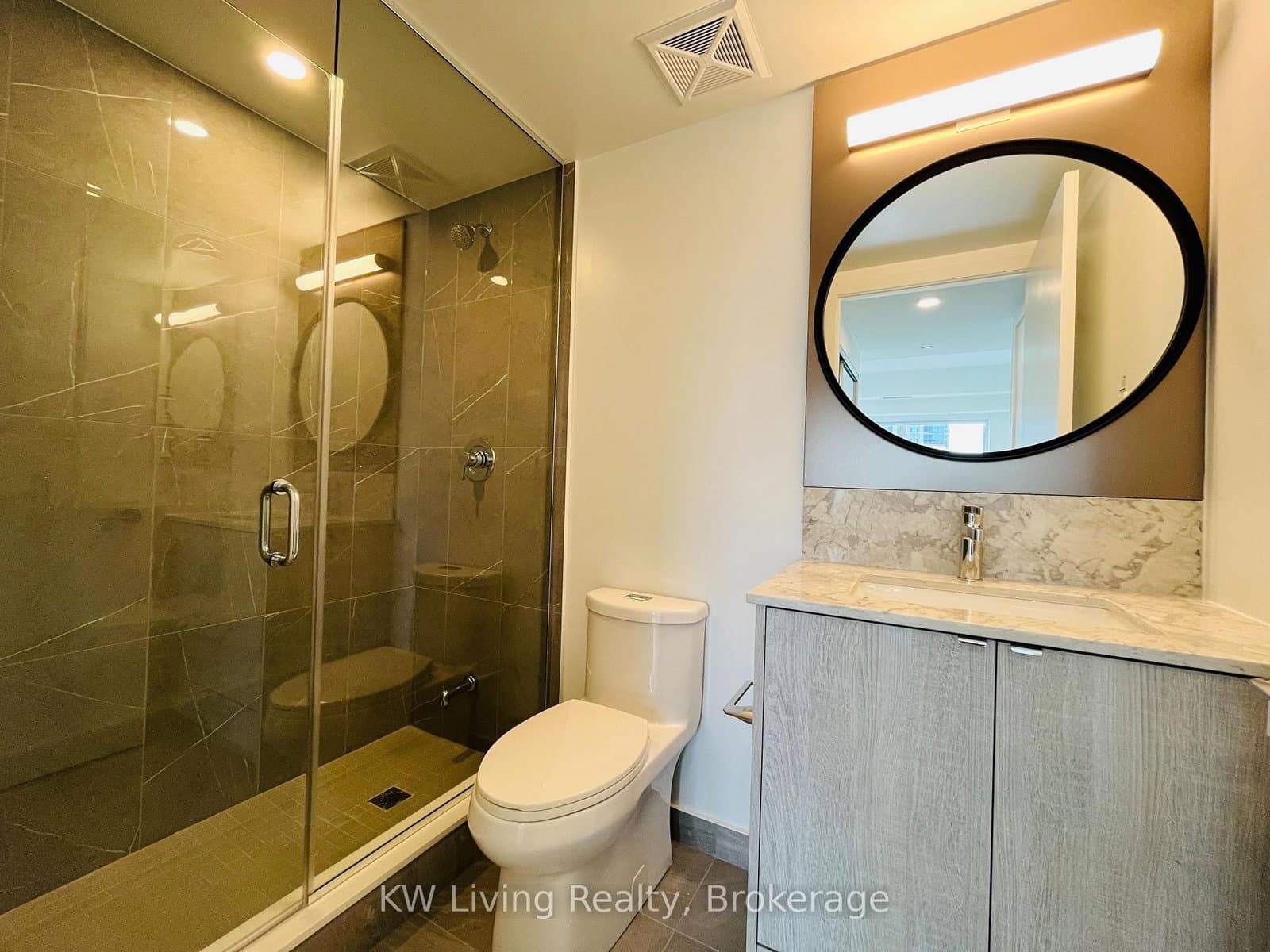 771 Yonge Street, Unit 2506 thumbnail 4